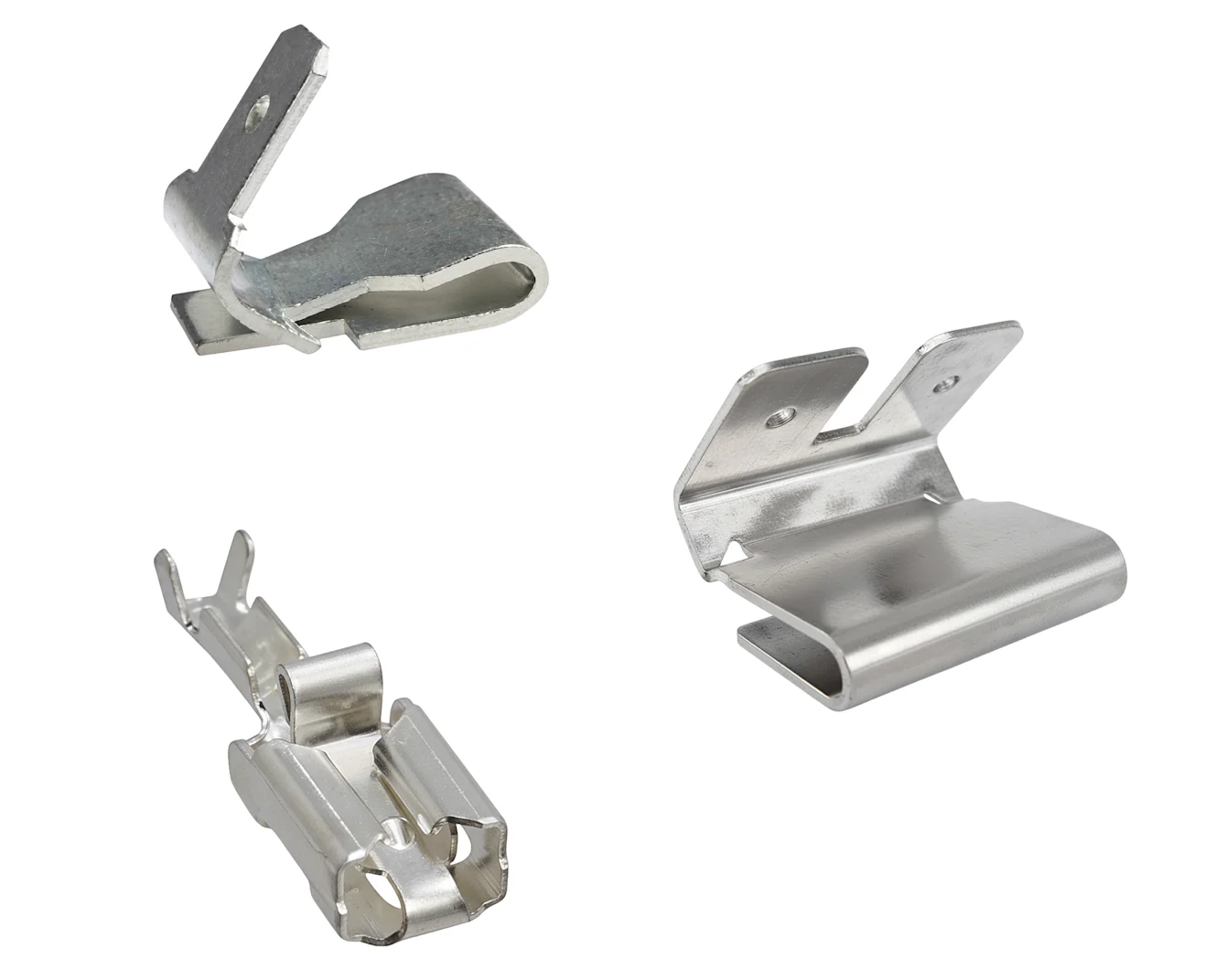 Three grounding clips easily attached to the trunking edge, replacing time-intensive screw mounting on white background