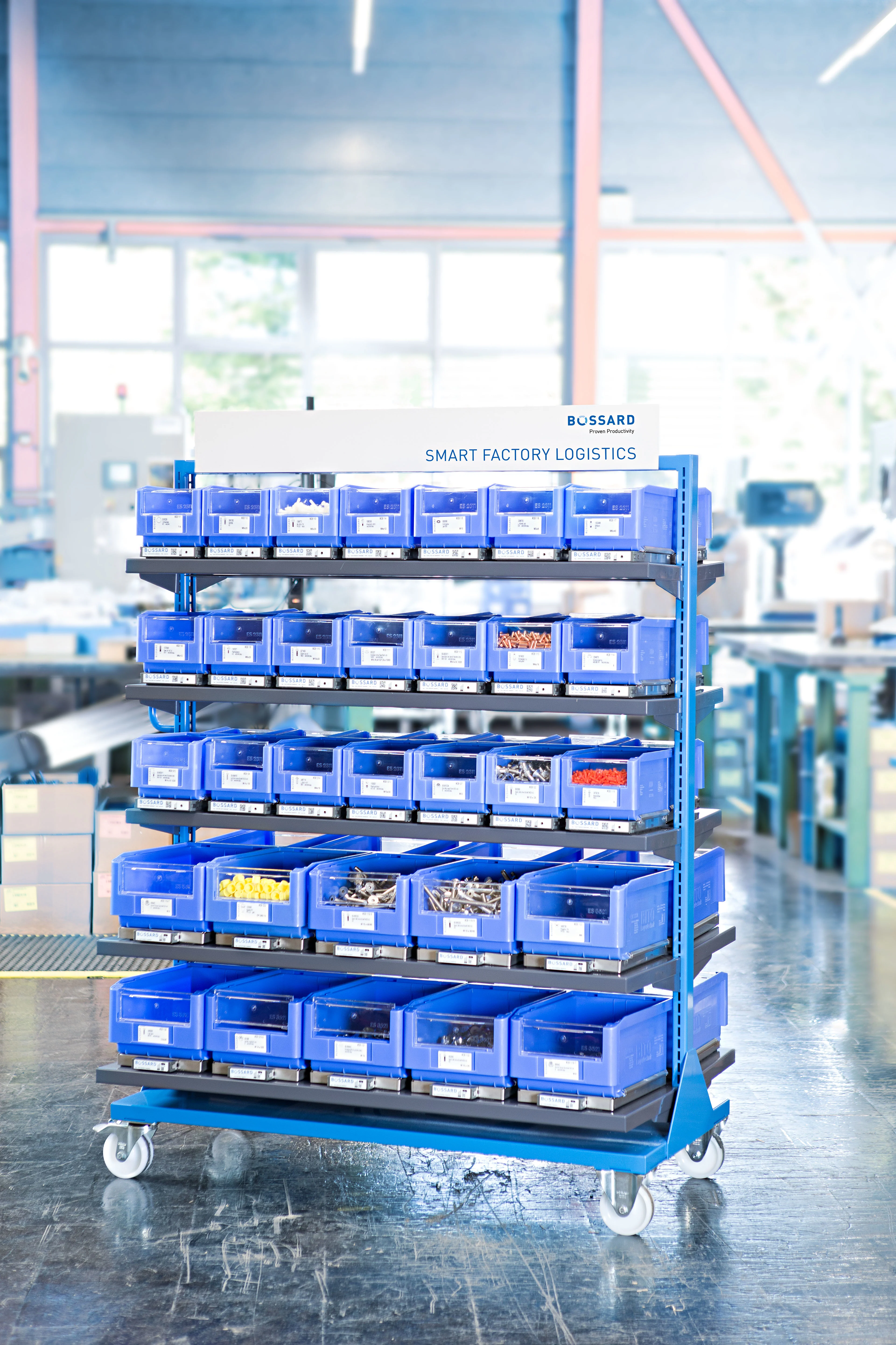 Mobile trolley carrying SmartBin Cloud to make C-parts available at point of use