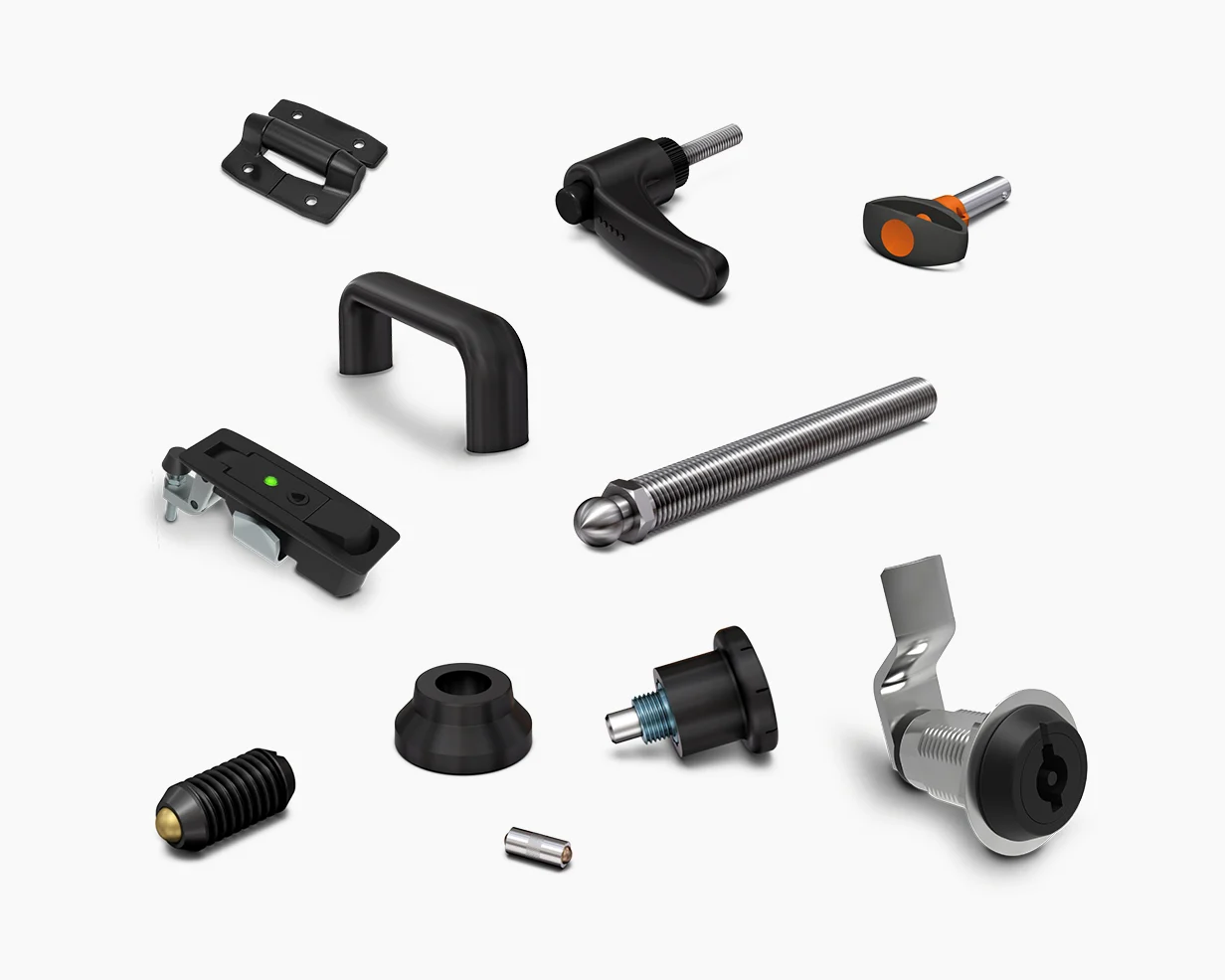 
各种访问、锁定和控制元件，如把手、闩锁、铰链等。