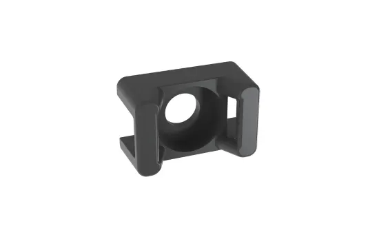 白色背景上的黑色Panduit电缆安装特写,便于电缆管理