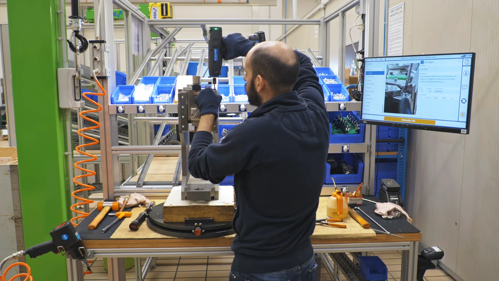 Mecal assembly station with Smart Factory Assembly 