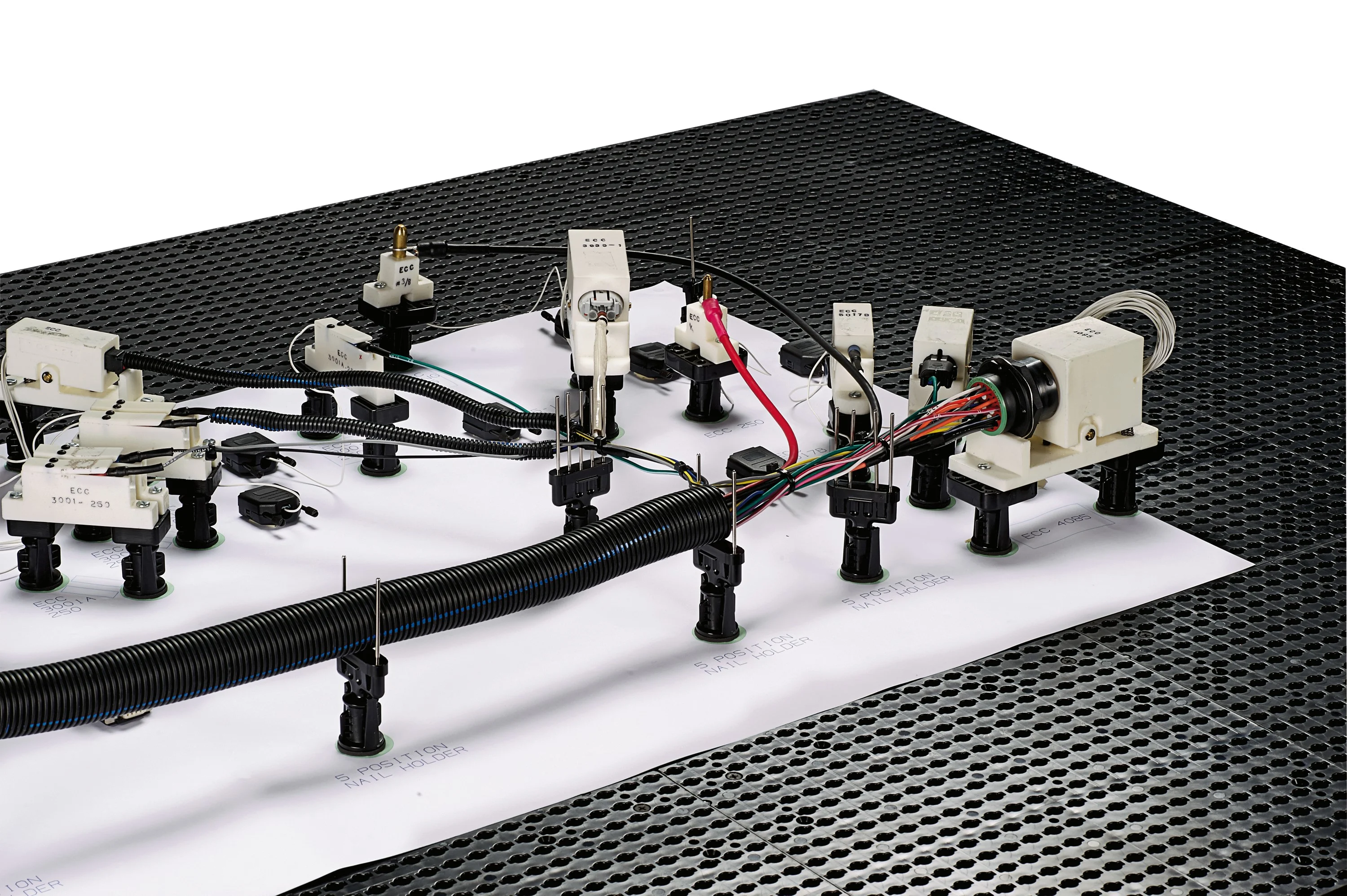 Panduit Quick-built线束板的特写镜头