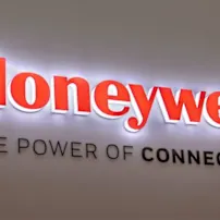 luminous logo on the wall "Honeywell The Power of Connected"
