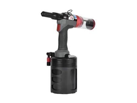Product image of POP® ProSet® XT4 - Hydropneumatic blind rivet tool with mandrel collection system